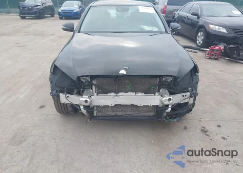 2017 Mercedes-Benz C 300 4Matic/Luxury 4Matic/Sport 4Matic из США, поврежденный, VIN WDDWF4KB8HR256544